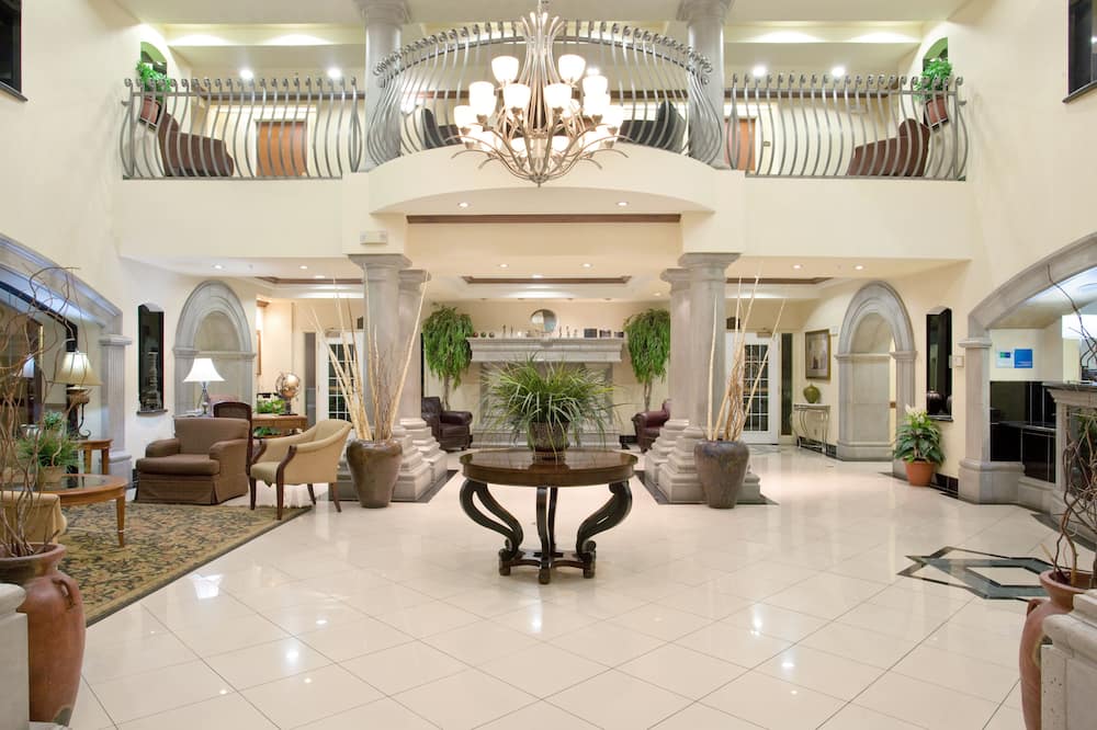 luxury hotels in Arizona