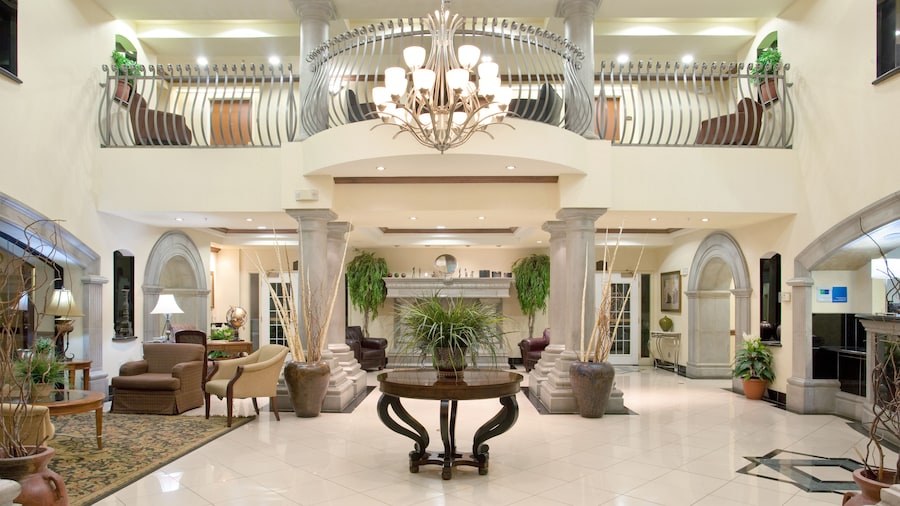 Holiday Inn Express & Suites Tucson Mall by IHG