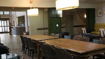 Bar (en el alojamiento)