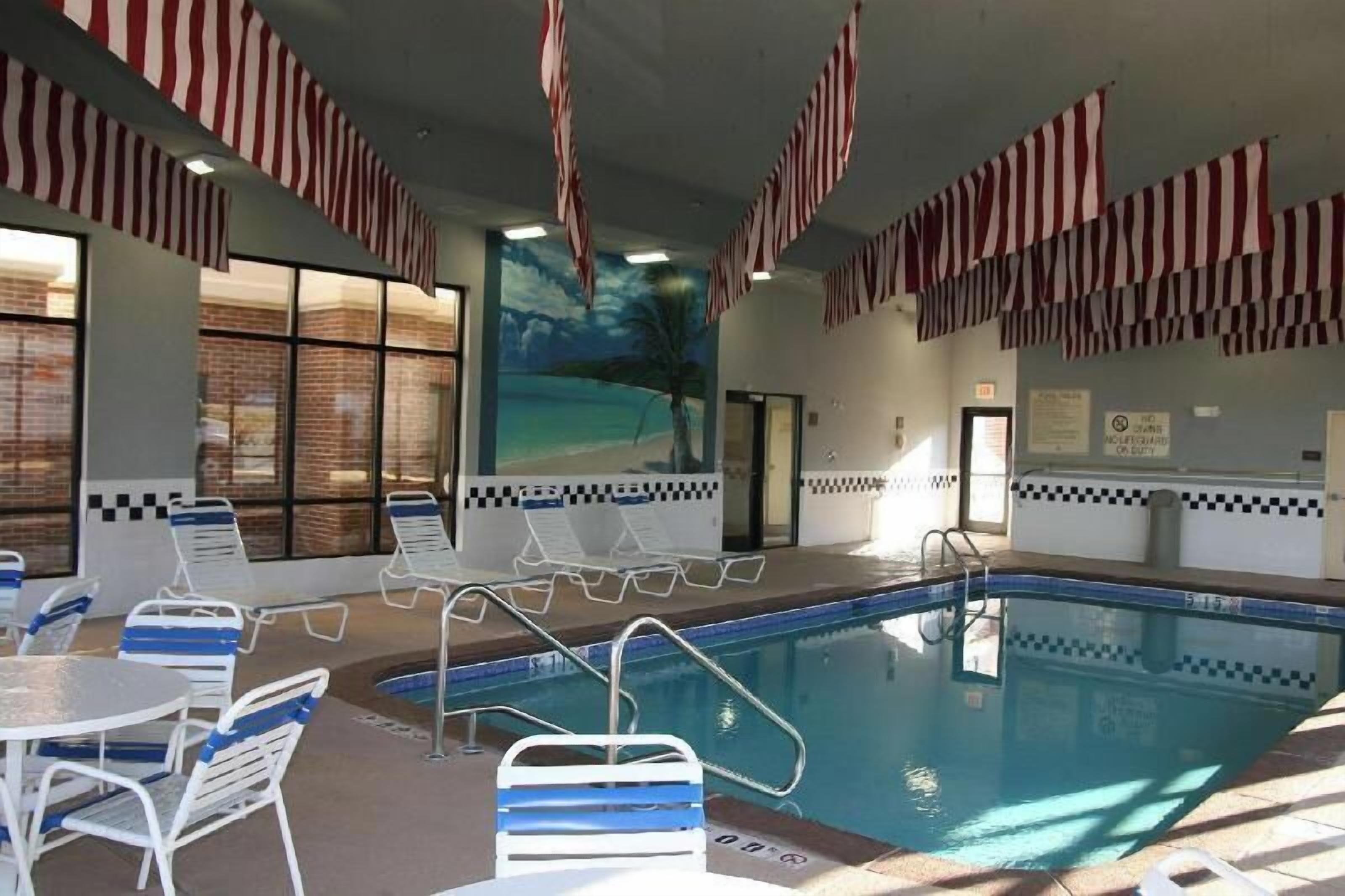 Pool | Indoor pool