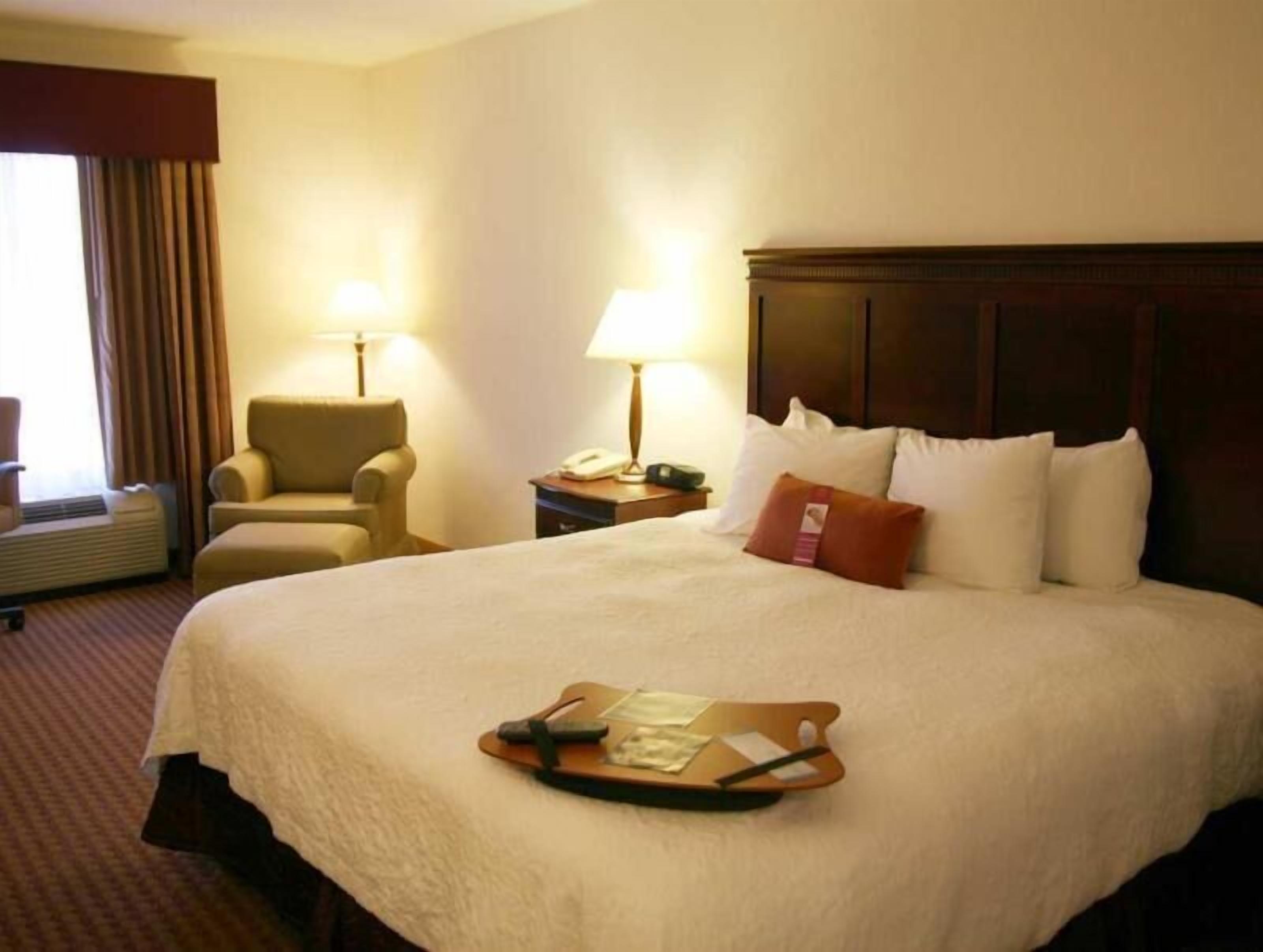 Down comforters, in-room safe, desk, laptop workspace