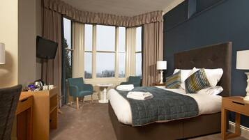 Desk, iron/ironing board, free WiFi, bed sheets