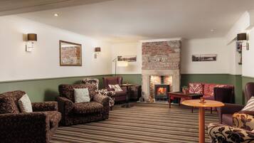 Coin salon dans le hall