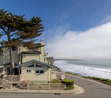 Suite, 1 cama de matrimonio, vistas parciales al mar (Point Sur) | Vistas desde la habitación