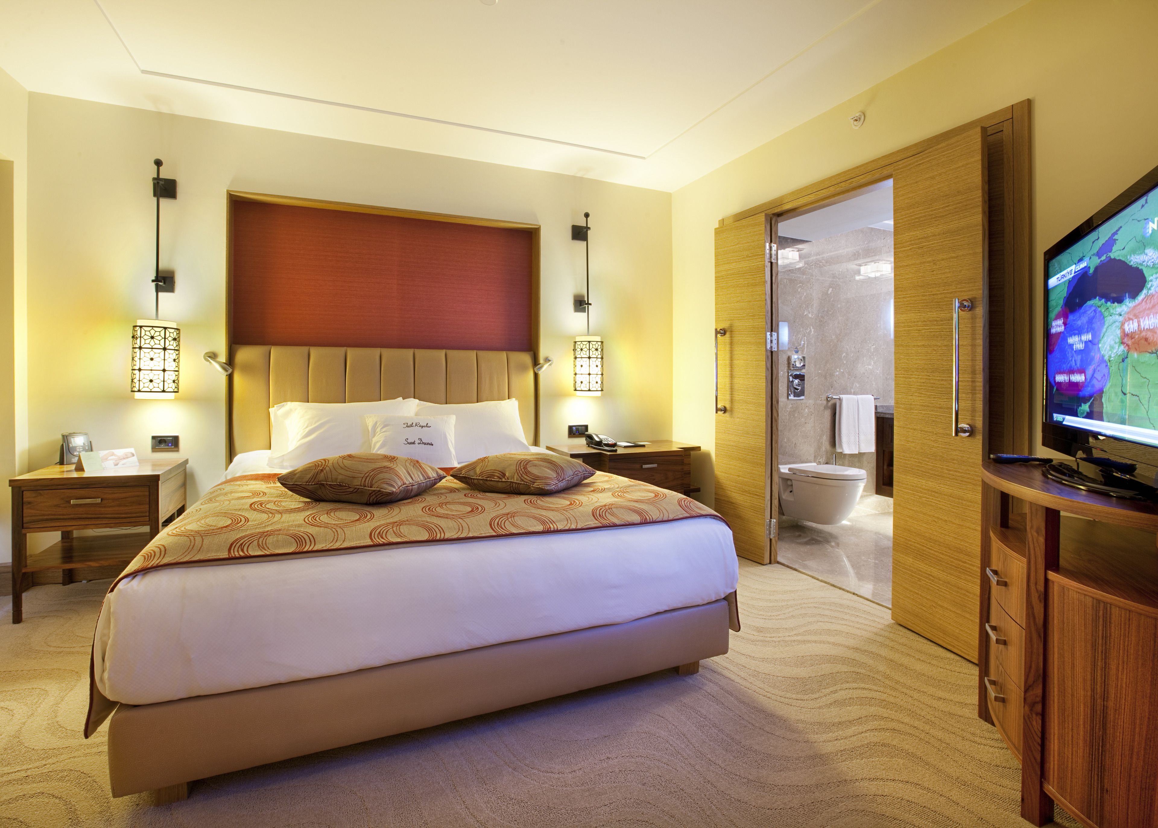 suite | egyptian cotton sheets, premium bedding, down duvets, pillow-top beds