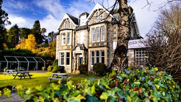 Mặt tiền nơi lưu trú