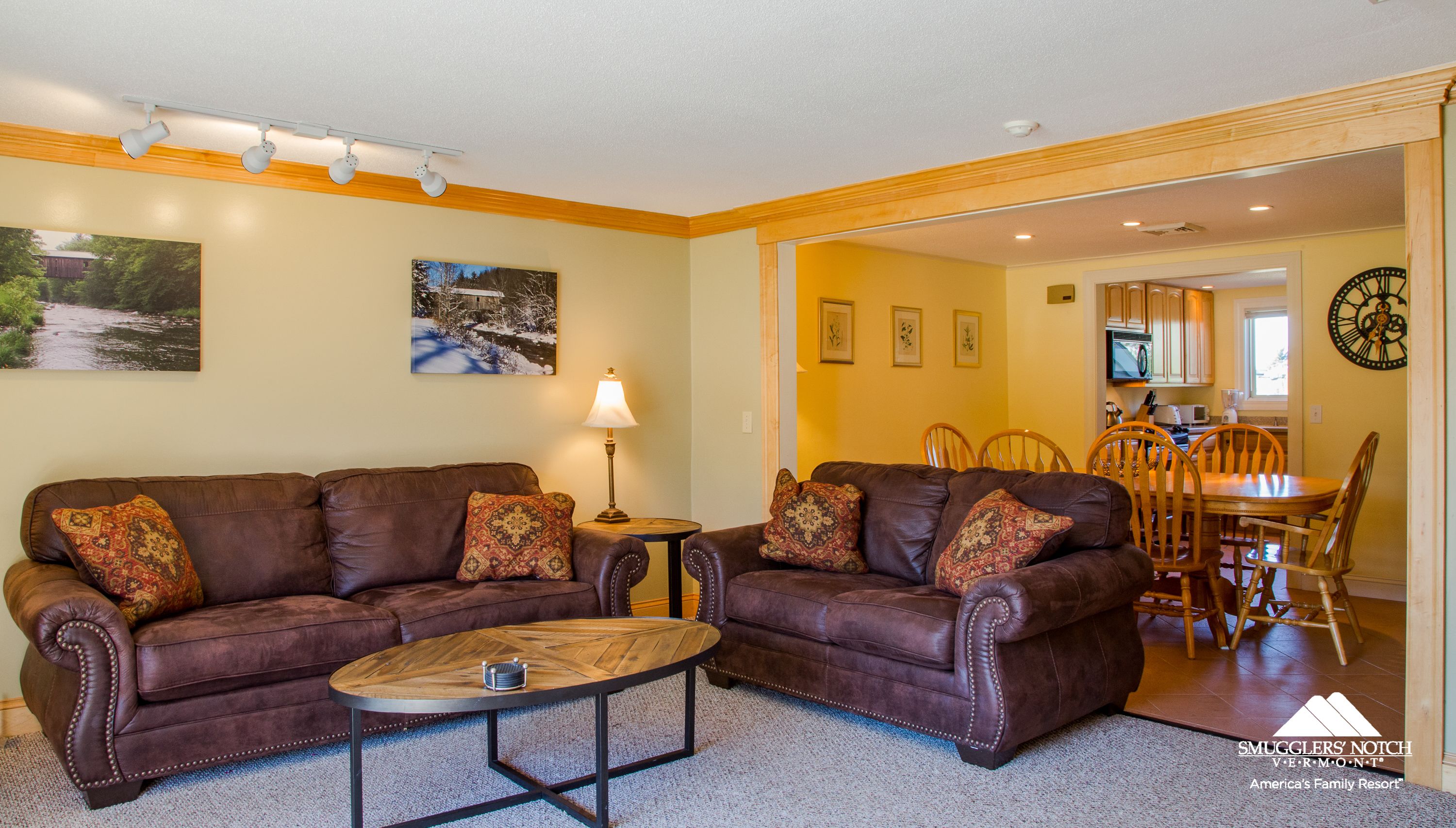 標準公寓客房, 3 間臥室 | 客廳 | LCD 電視、DVD 播放機