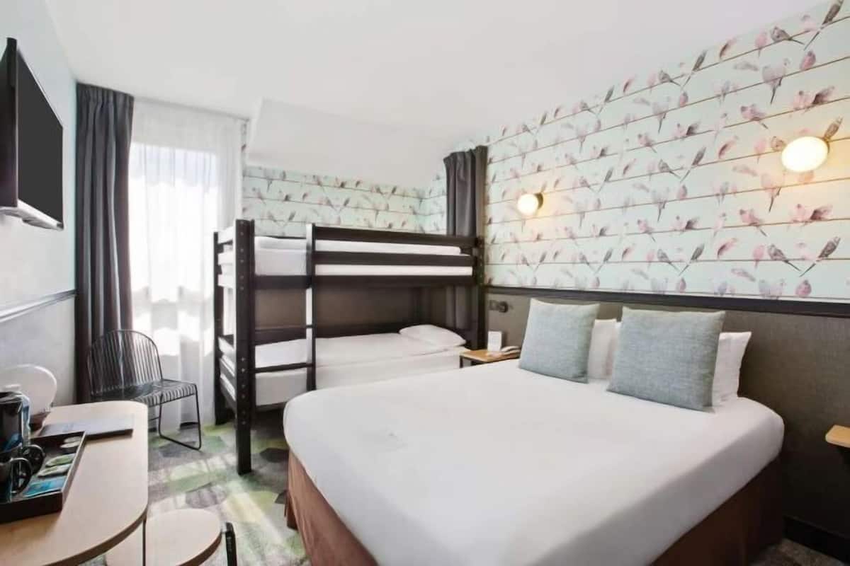 In-room safe, desk, soundproofing, free cots/infant beds