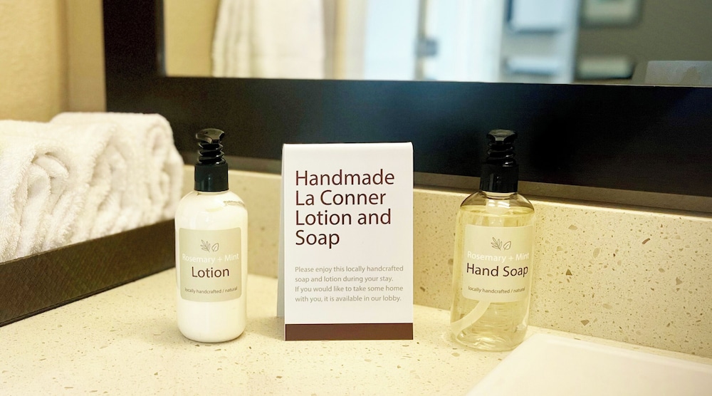 Earthbox Inn & Spa by null