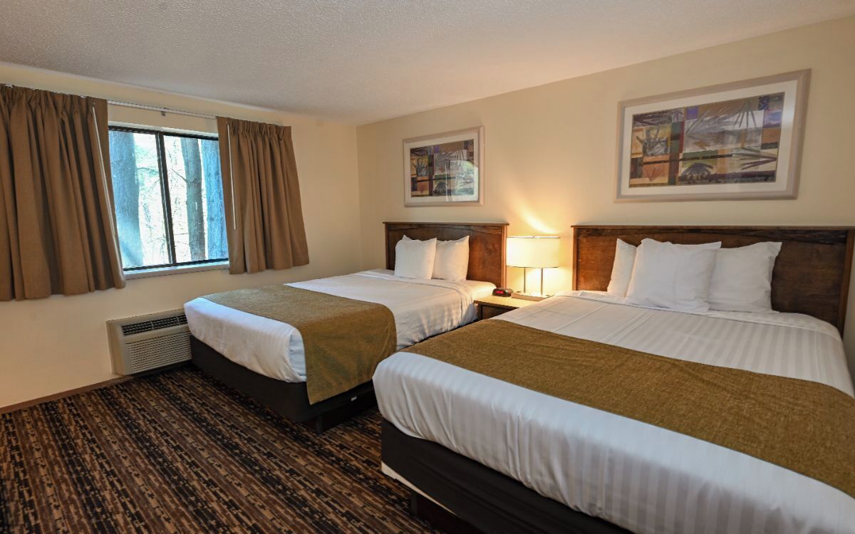 Iron/ironing board, rollaway beds, free WiFi, bed sheets
