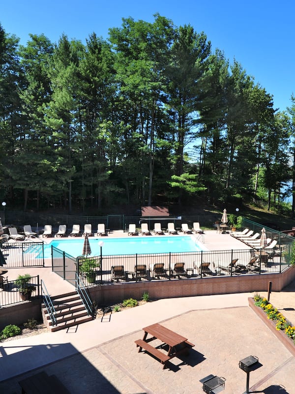 Indoor pool, seasonal outdoor pool, pool umbrellas, sun loungers