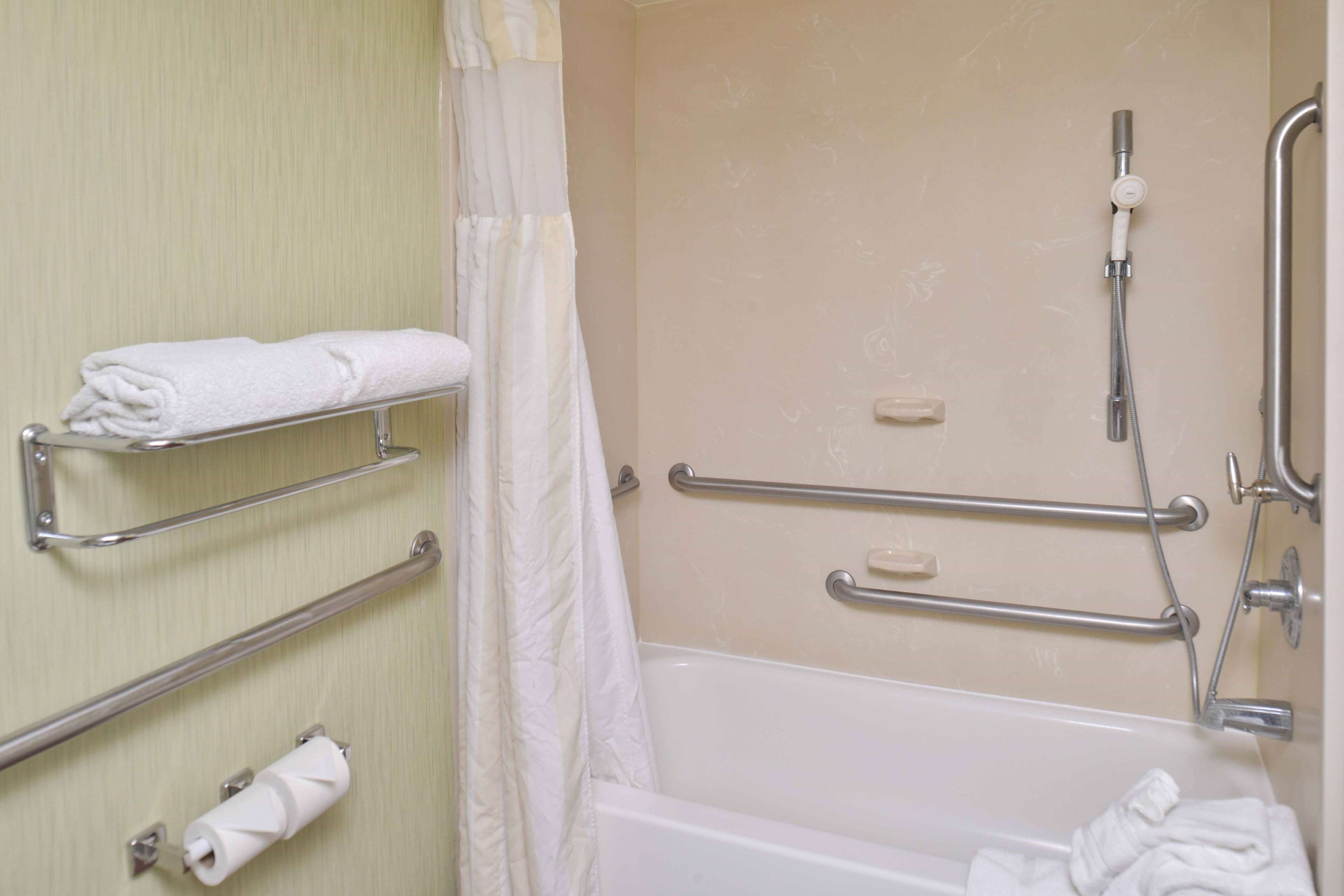 accessible two doubles with sofa bed | bathroom | combined shower/bathtub, free toiletries, hair dryer, bathrobes