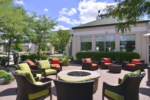 Down comforters, Select Comfort beds, in-room safe, desk - Hilton Garden Inn Indianapolis/Carmel (Carmel)