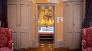 Suite | Lakens van Egyptisch katoen, luxe beddengoed, een minibar