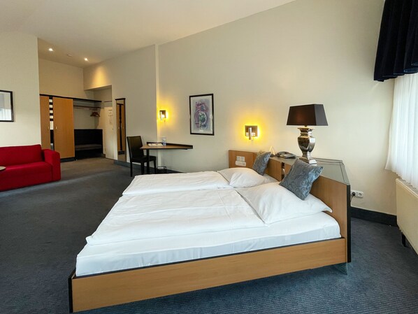 Chambre Standard, 1 lit double (Converts to 2 Twin Beds)