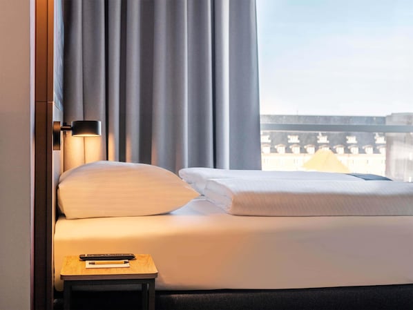Single Room | 1 bedroom, desk, blackout drapes, soundproofing