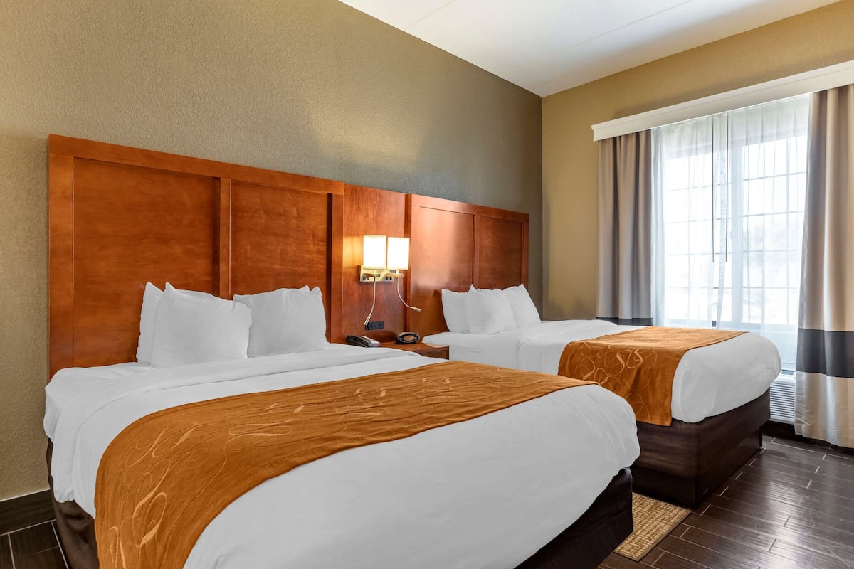In-room safe, desk, blackout drapes, iron/ironing board