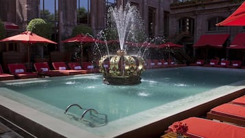 Outdoor pool, free pool cabanas