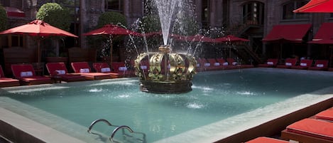 Outdoor pool, free cabanas