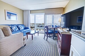 Condo, 1 Bedroom | Living area | TV - Club Wyndham Inn on Long Wharf (Newport)