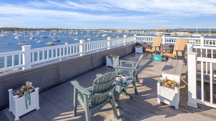 Club Wyndham Inn on Long Wharf
