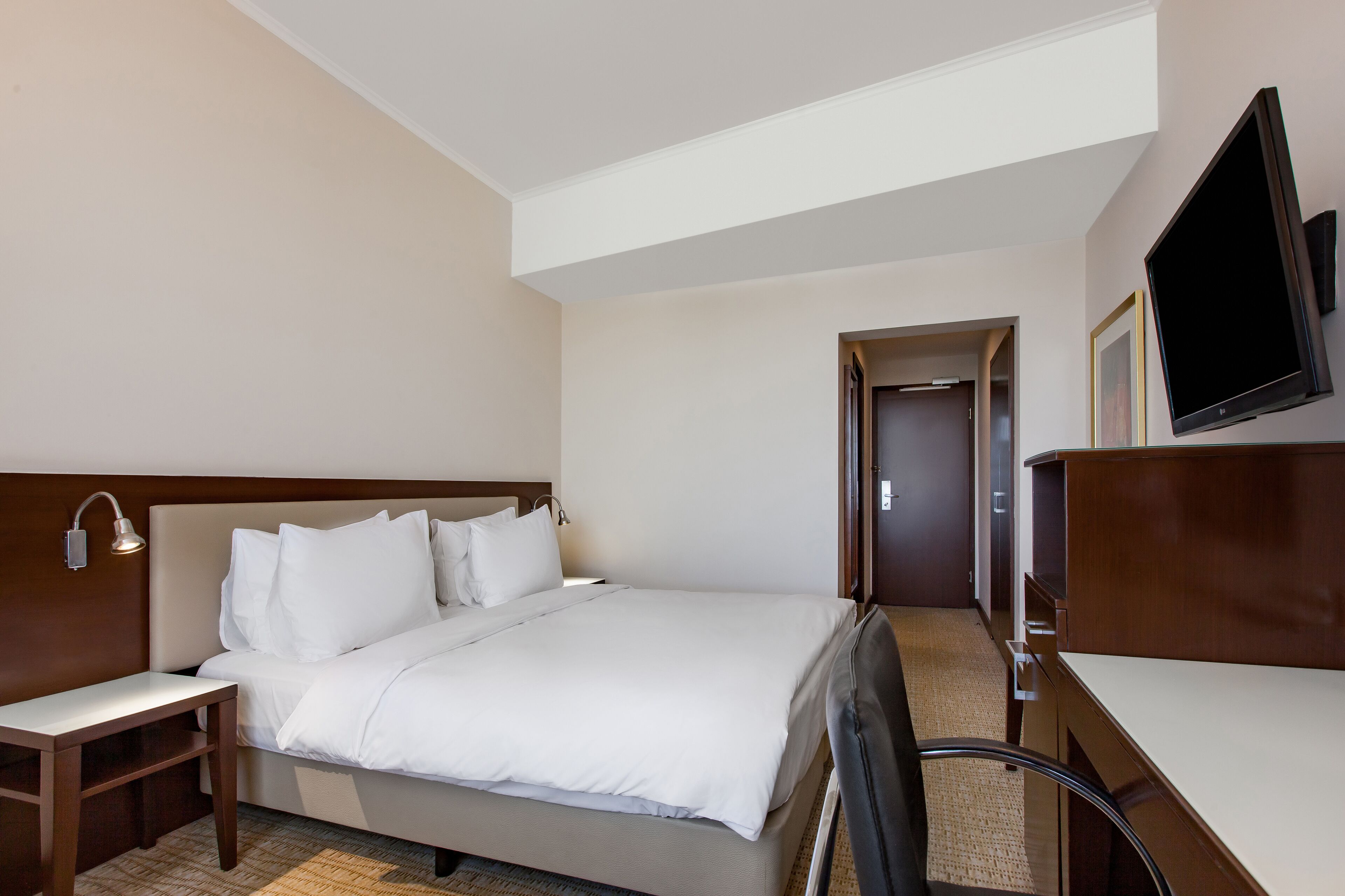 Down comforters, minibar, in-room safe, iron/ironing board