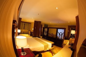 In-room safe, desk, blackout drapes, free WiFi