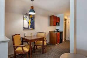 Desk, blackout drapes, iron/ironing board, free WiFi