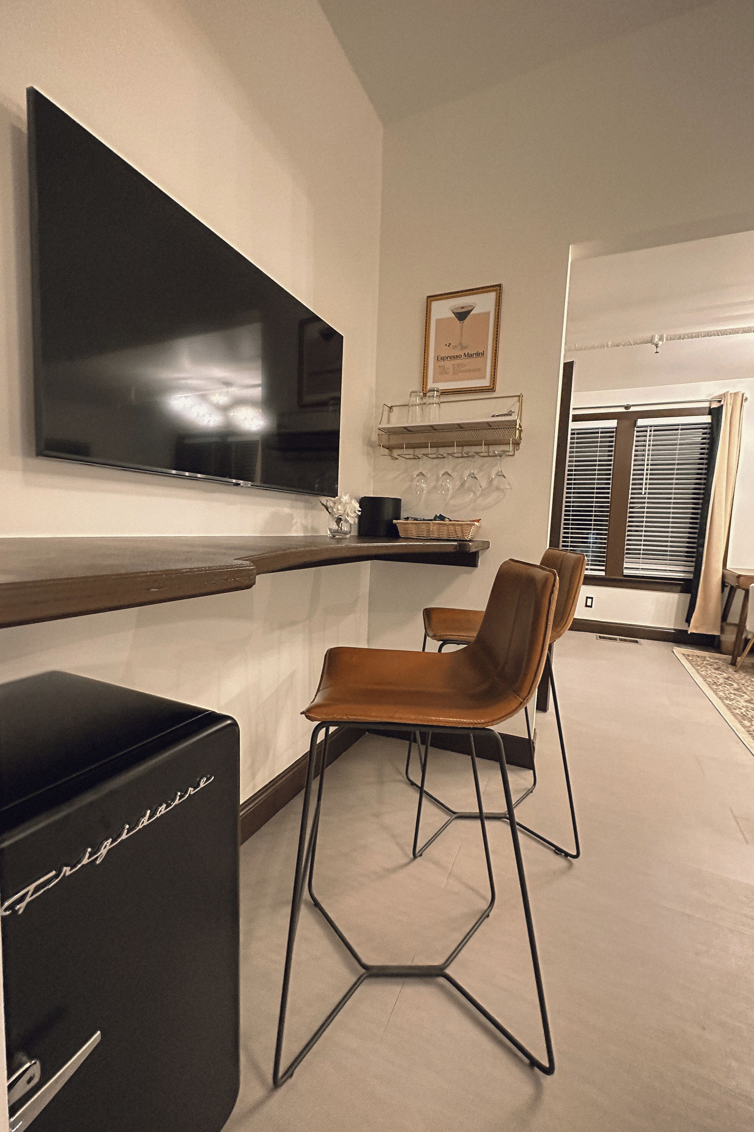 Photo - Peninsula Bed & Cocktails