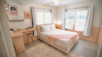 1 bedroom, premium bedding, minibar, iron/ironing board