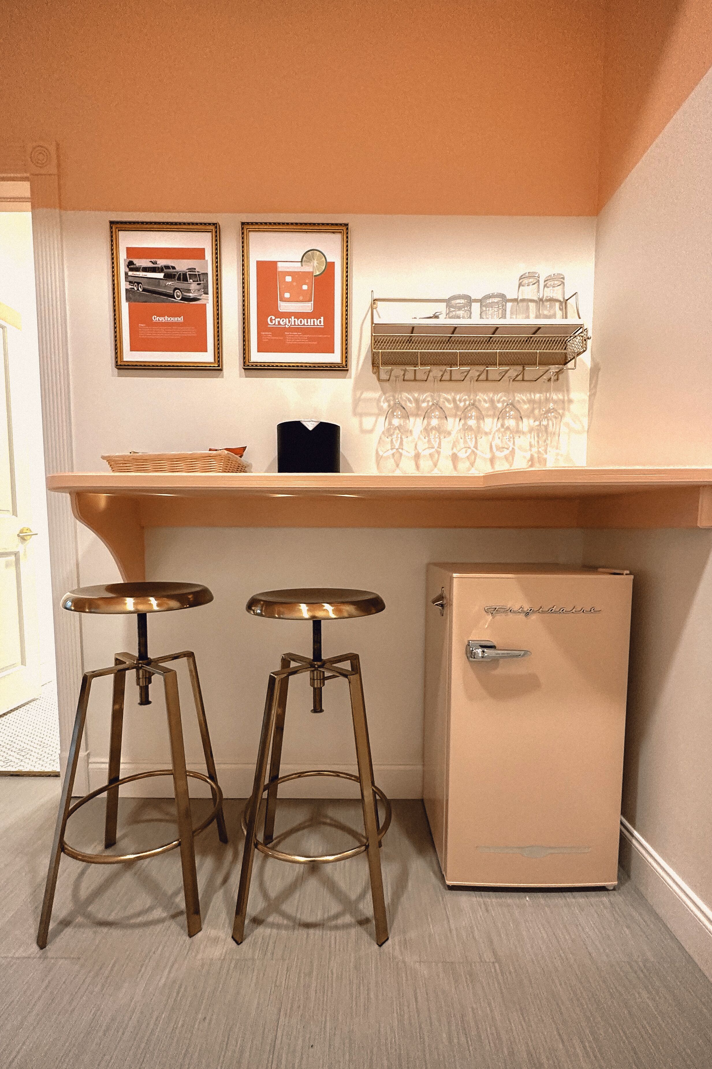 Photo - Peninsula Bed & Cocktails