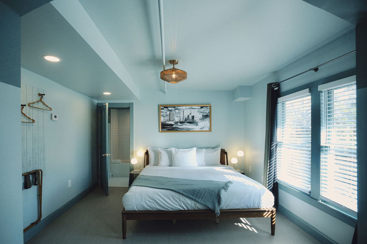 King Suite (Mojito) | 1 bedroom, premium bedding, minibar, iron/ironing board