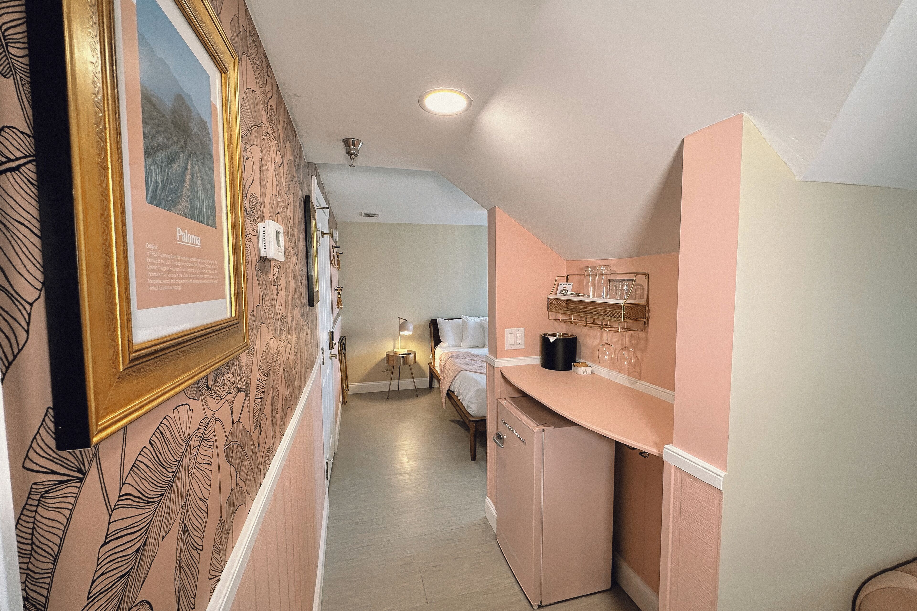 Photo - Peninsula Bed & Cocktails