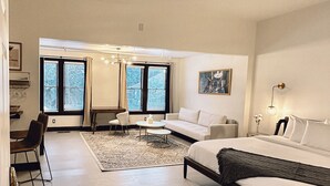 Superior King Suite | Sengetøy av topp kvalitet, minibar og strykejern/-brett