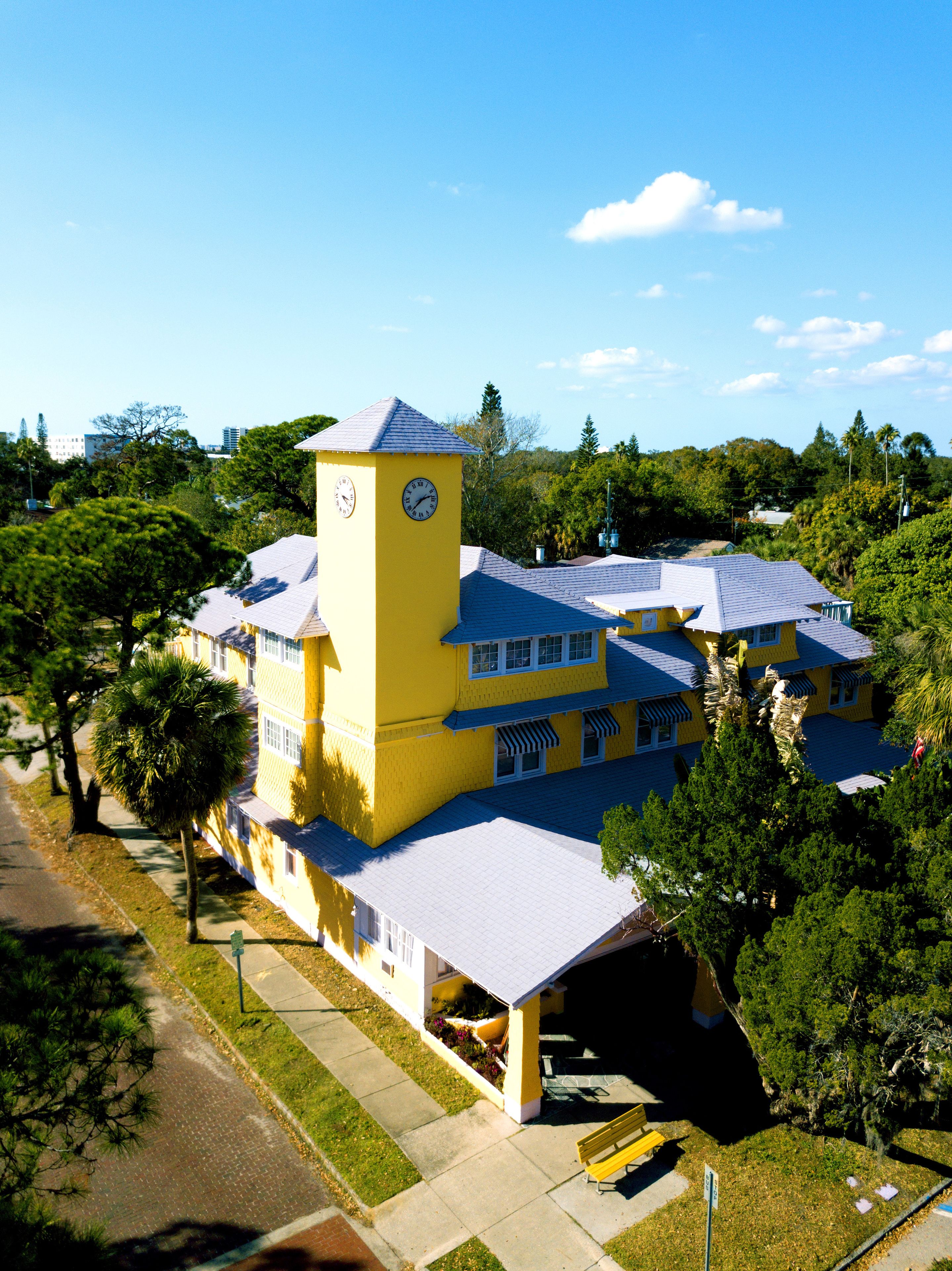 Photo - Peninsula Bed & Cocktails