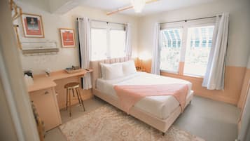 Kamar Deluks | 1 kamar tidur, seprai premium, minibar, dan setrika/meja setrika
