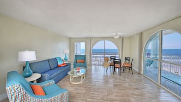 1 bedroom, pillow-top beds, in-room safe, laptop workspace