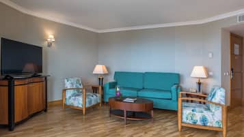 Suíte, vista para o mar | Roupas de cama antialérgicas, cofres nos quartos, escrivaninha