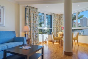 Room - Pestana Grand Premium Ocean Resort (Funchal)