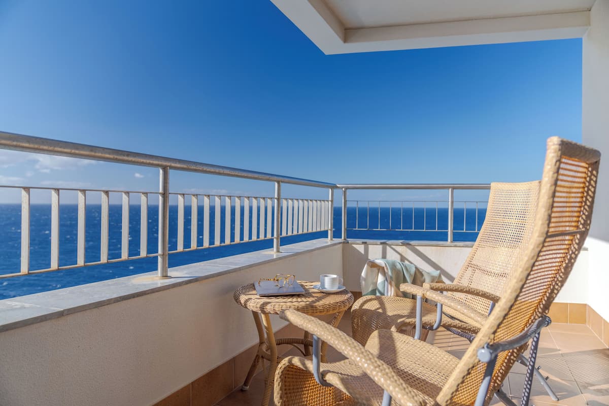 Suite, uitzicht op zee | Kameruitzicht