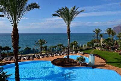 Pestana Grand Premium Ocean Resort
