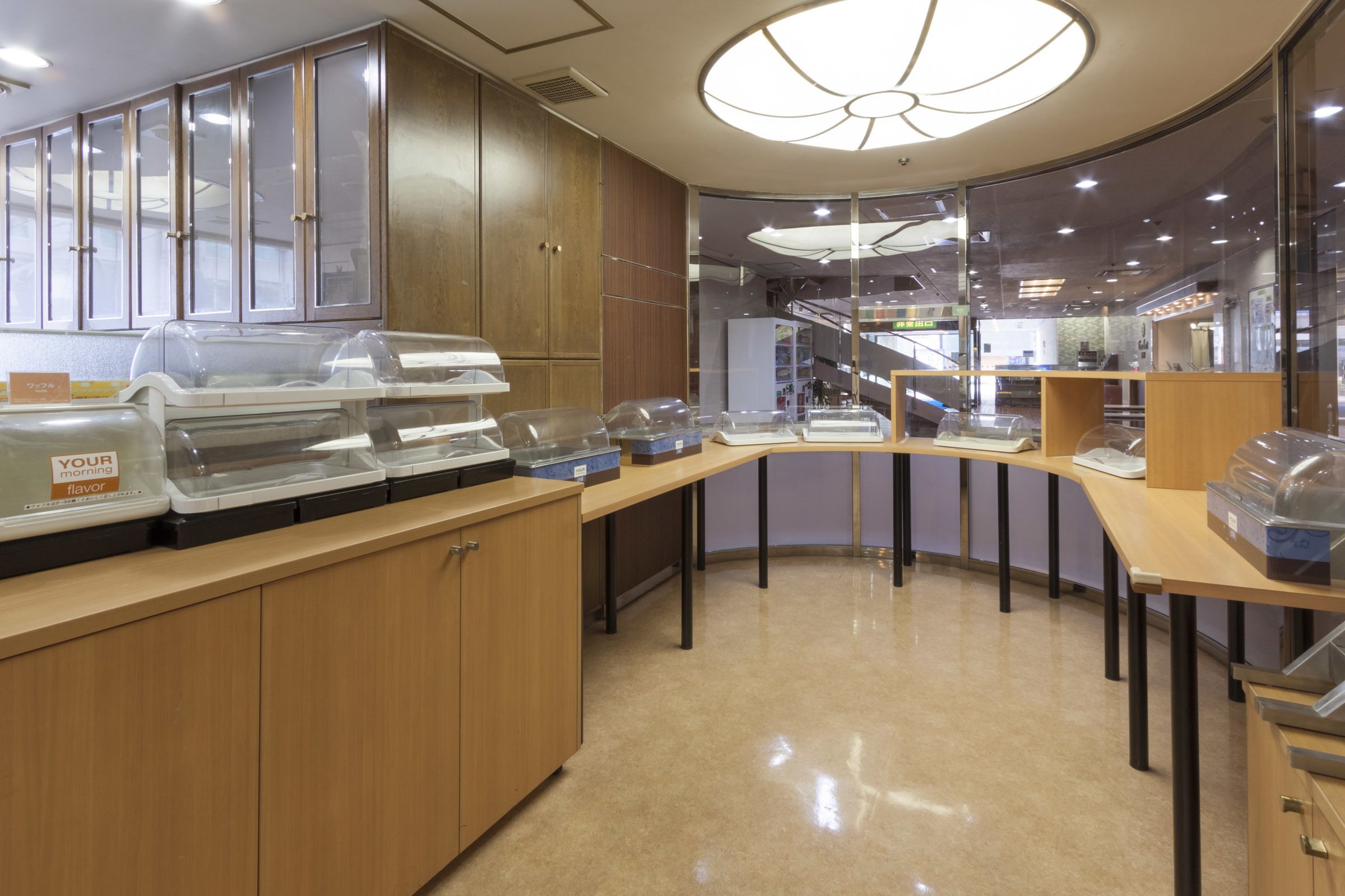 Sudah termasuk sarapan prasmanan