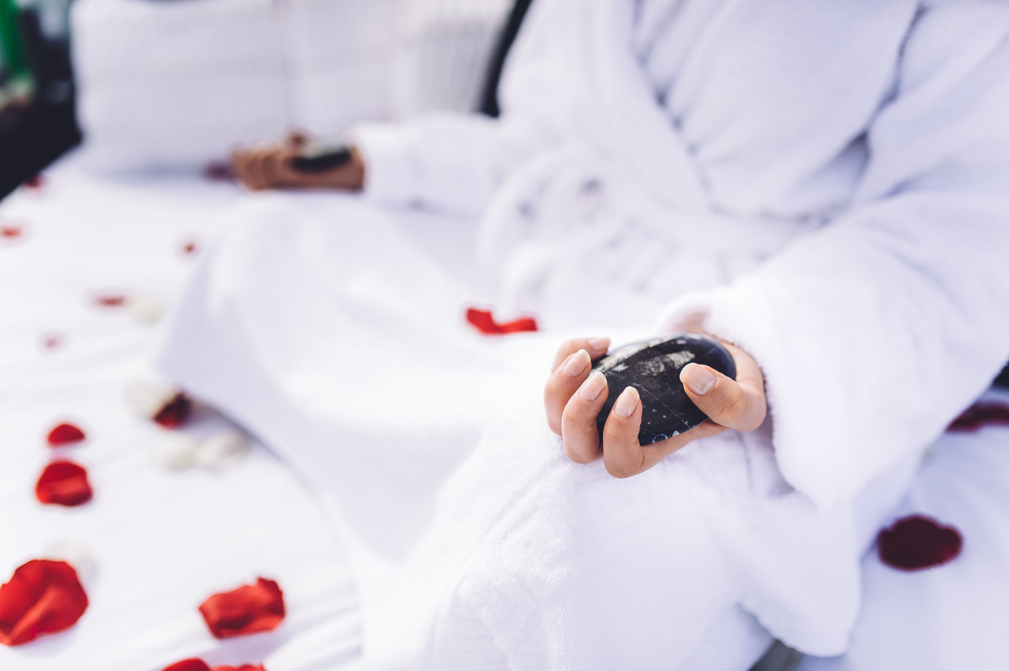 couples treatment room(s), sauna, steam room, body treatments