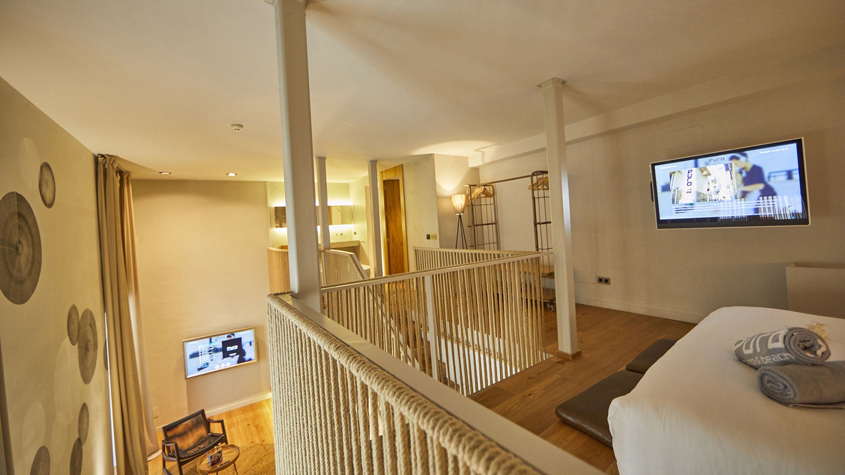 oasis-suite | minibar, in-room safe, individually decorated, individually furnished