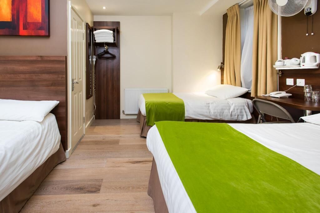 In-room safe, desk, soundproofing, iron/ironing board