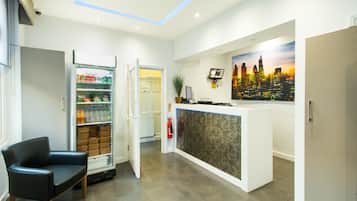 Snack bar