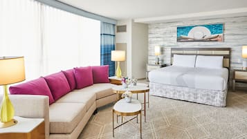 Premium bedding, in-room safe, desk, blackout curtains