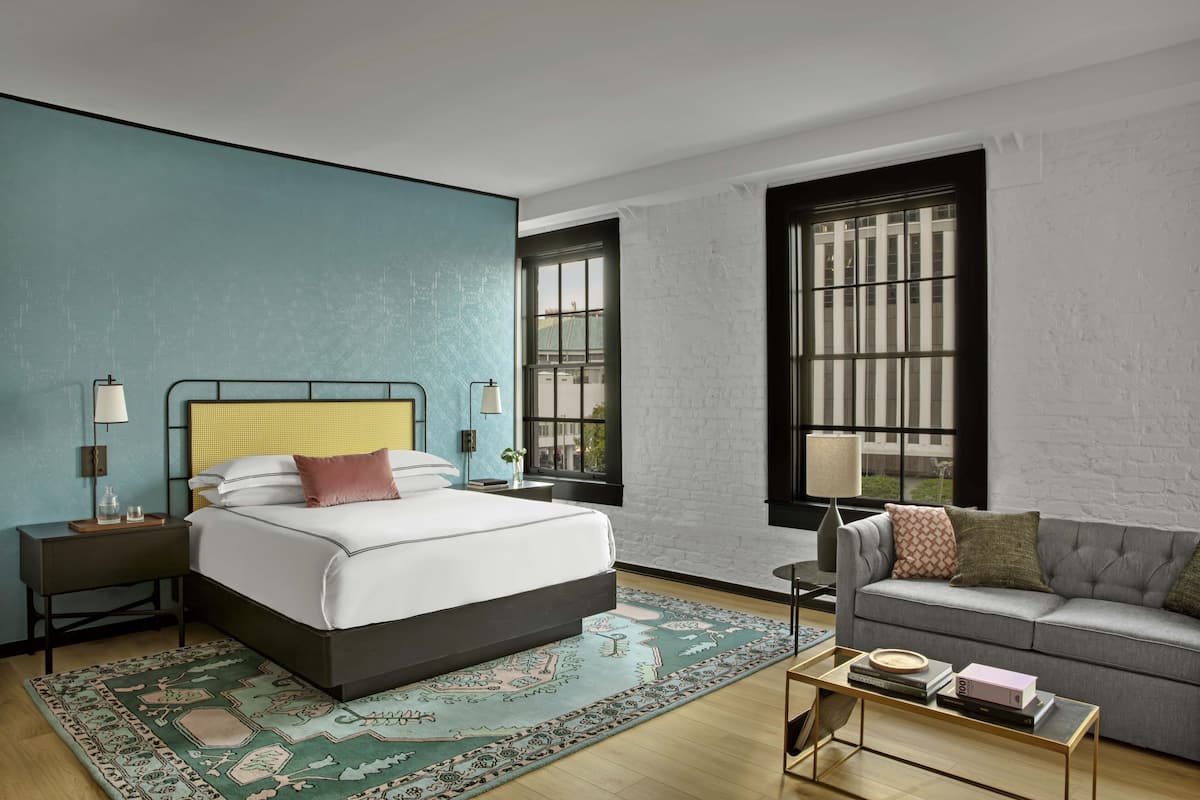 1 bedroom, Frette Italian sheets, premium bedding, pillowtop beds