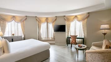 Ropa de cama de alta calidad y minibar