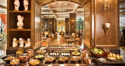 Radisson Blu Hotel Noida